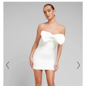 Never before worn white mini dress with bow! (Bachelorette, bridal dress)
